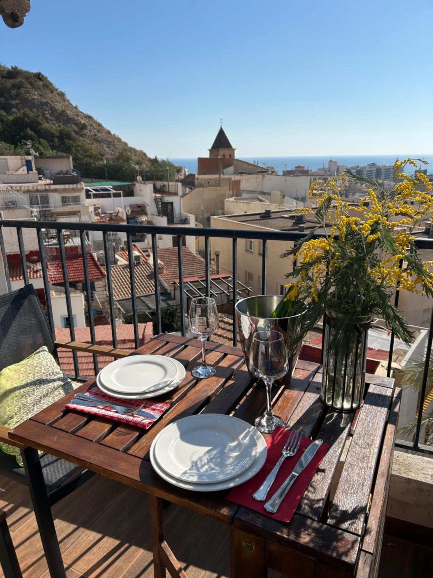 Villa Charming House In The Historic Old Town Alicante Esterno foto