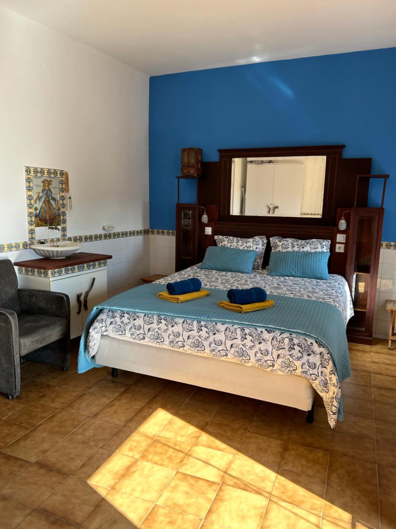 Villa Charming House In The Historic Old Town Alicante Esterno foto